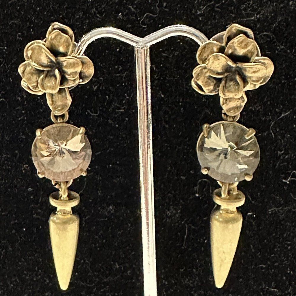 Stella & Dot Earrings Gray Crystal Rivoli Gold Toned Floral Pierced Dangle